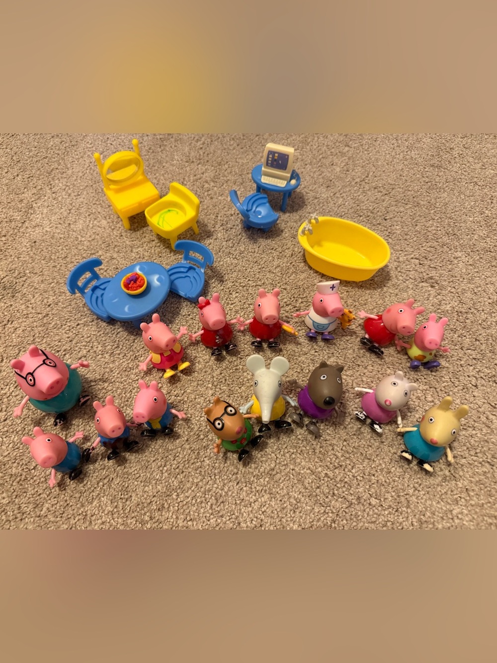 Peppa Pig 23pc Lot (characters and furniture), pre-loved